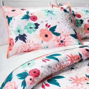 Xhilaration Floral Printed Comforter Set
